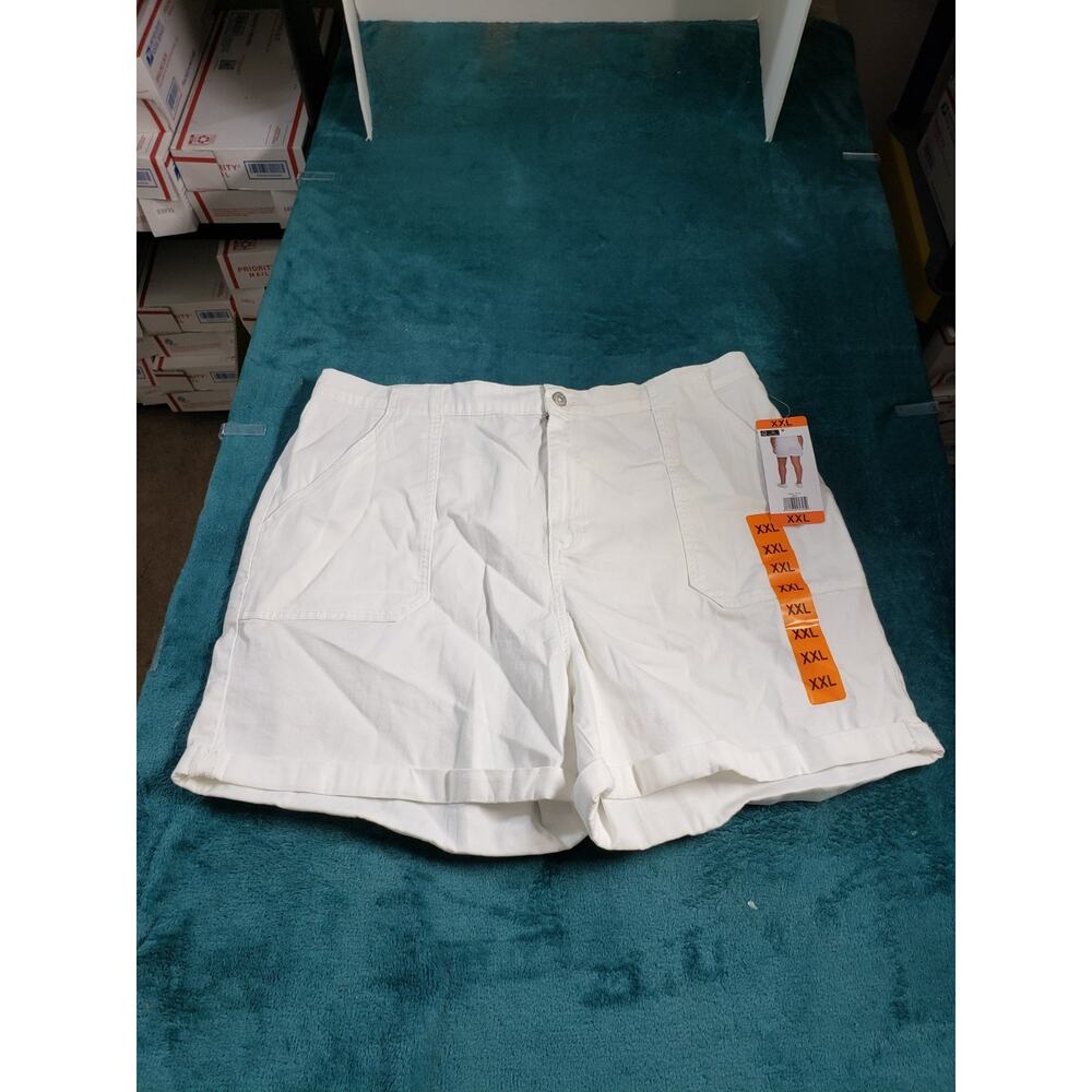 Gloria Vanderbilt Shorts Size XXL Womens White Stretch Utility Ladies Casual NWT